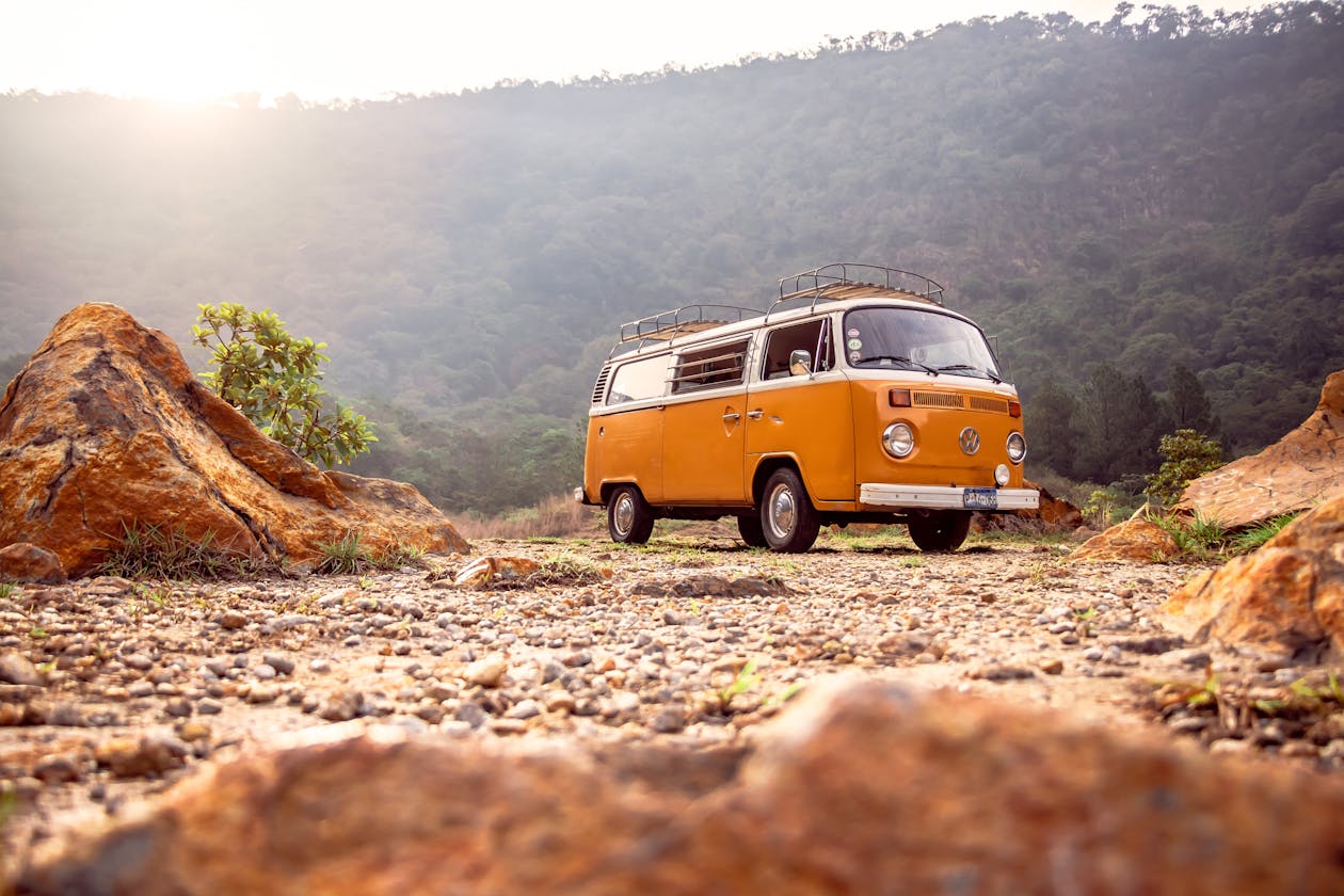VW Transporter — photo 1